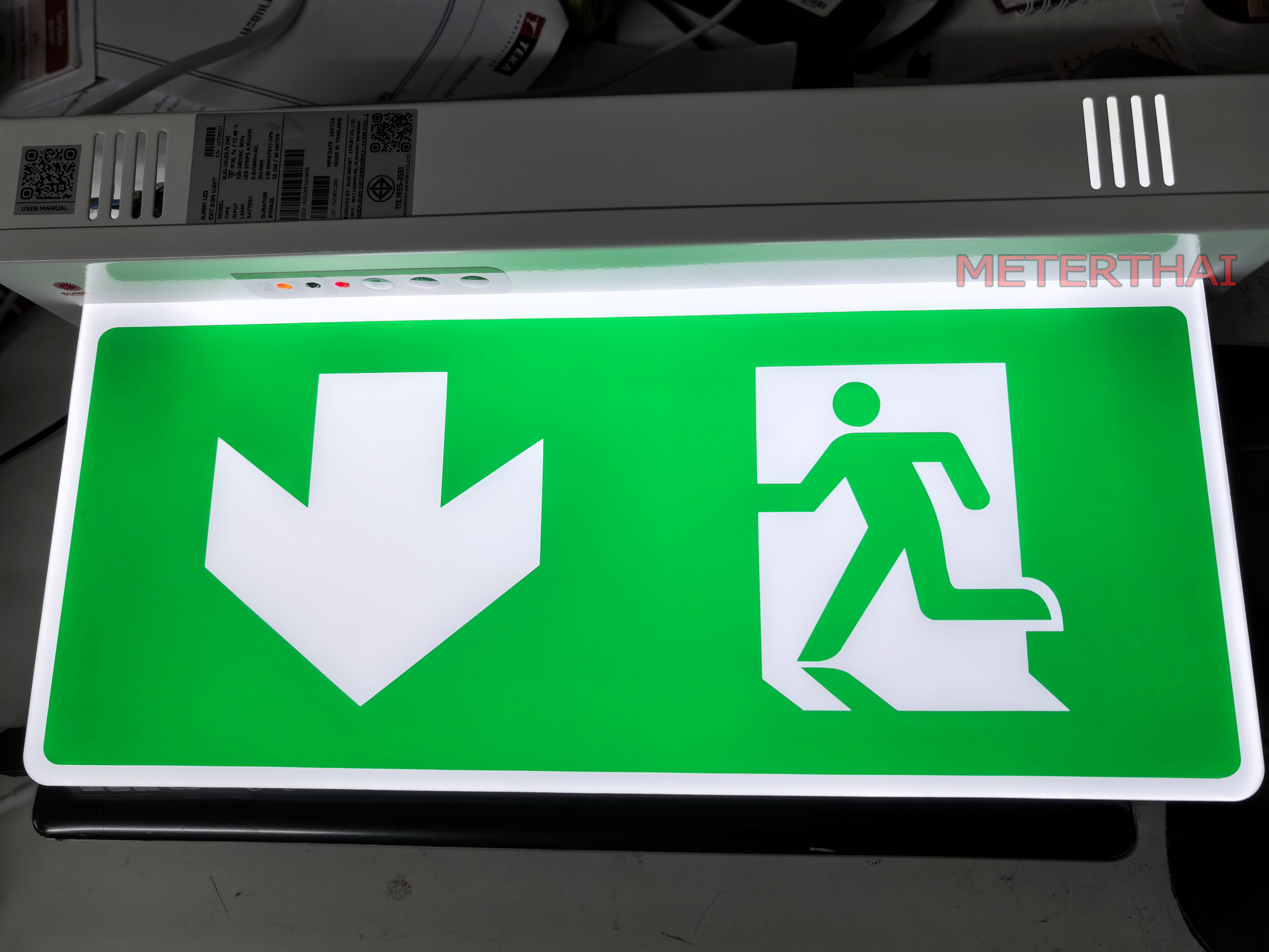 SUNNY Exit Sign Light ป้ายไฟทางออกฉุกเฉิน ป้ายหนีไฟ สำรองไฟ 2 ชั่วโมง เลือกแบบการติดตั้งได้ครับ